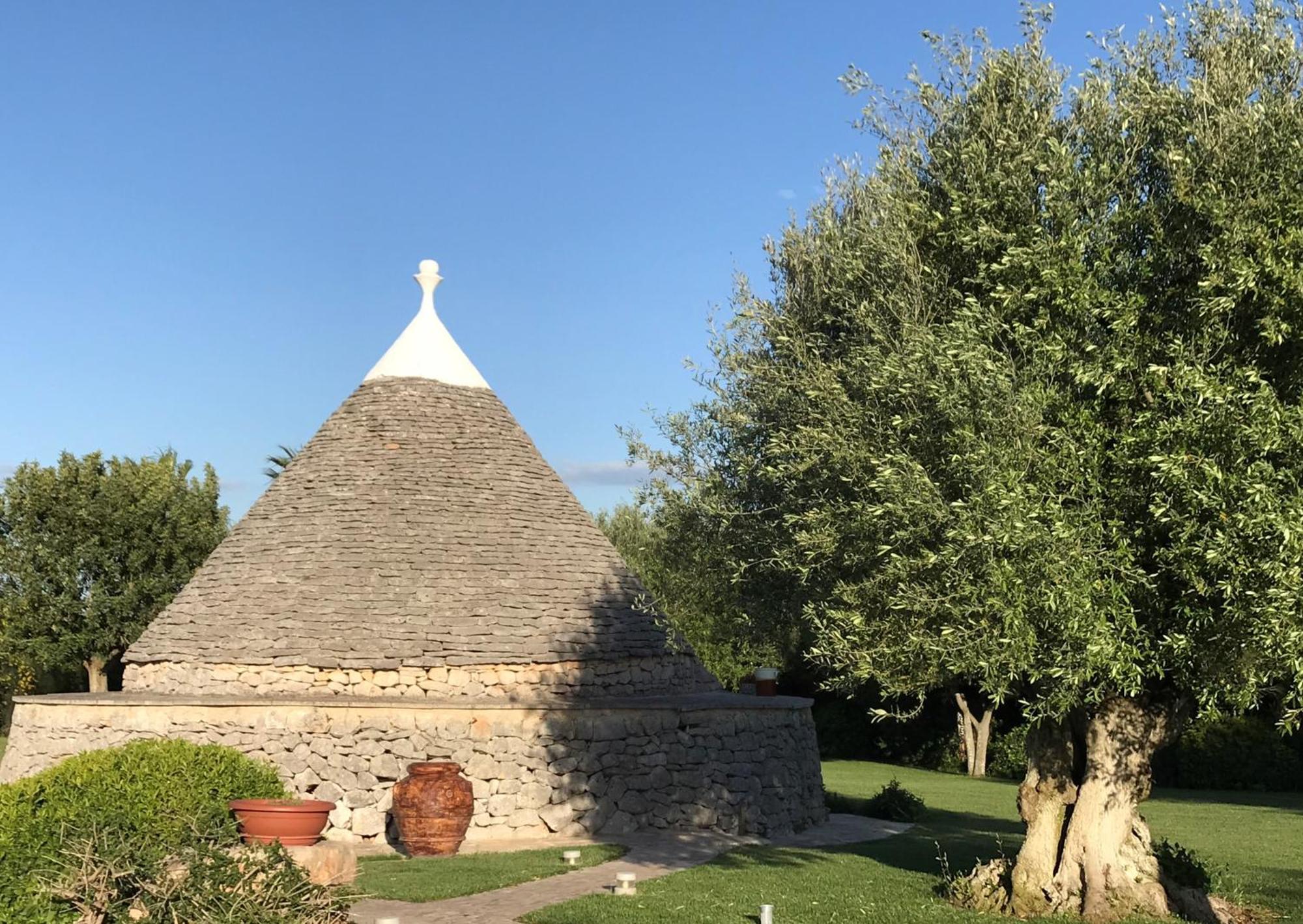 Relais Masseria Della Colomba - Agriturismo Francavilla Fontana Exterior photo